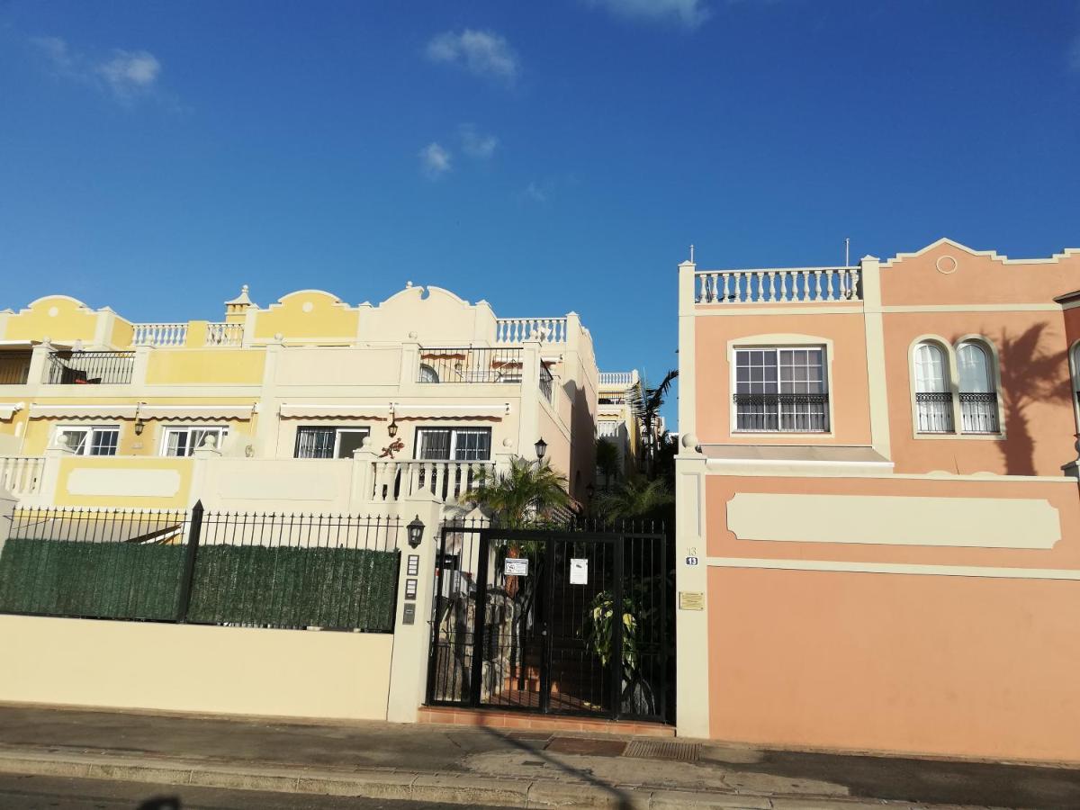 Duplex 2 Bedrooms For You With Air Conditioner ปาล์ม-มาร์ ภายนอก รูปภาพ